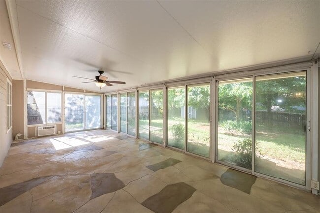 Building Photo - 2638 English Oaks Ln NW