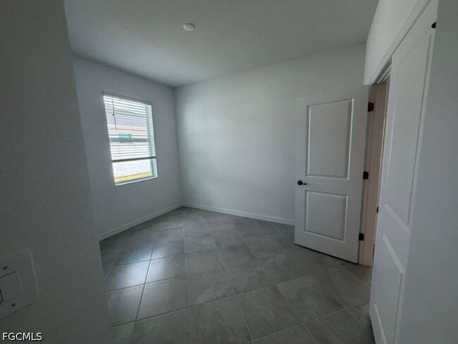 Building Photo - 14778 Martingale Pl