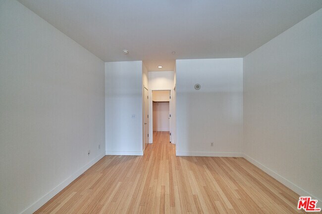 Building Photo - 3810 Wilshire Blvd