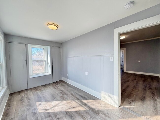 Building Photo - 215 S 3rd St