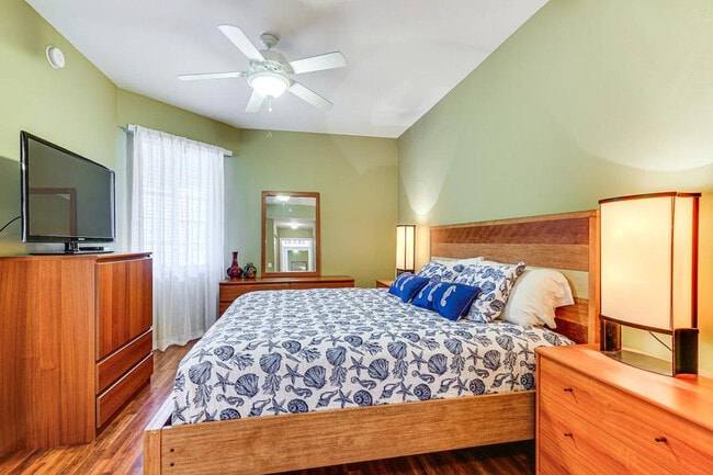 Building Photo - 14571 Legends Blvd N