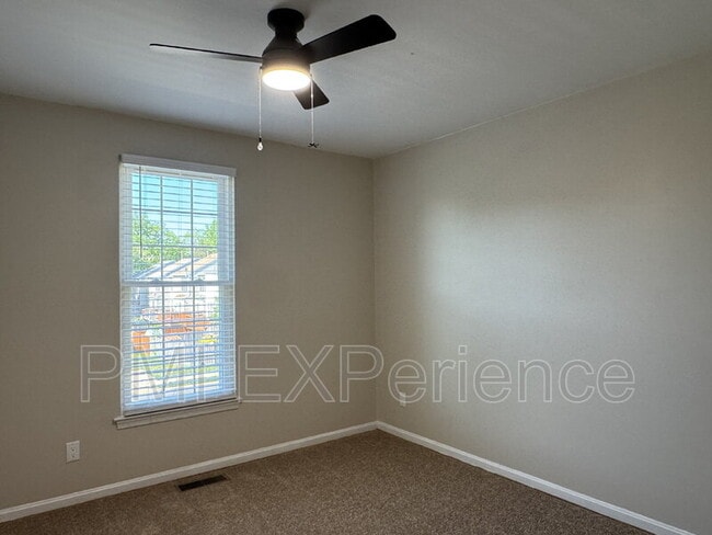 Building Photo - 11303 Golden Eagle Pl