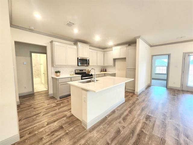 Building Photo - 490 Oak Crk Dr