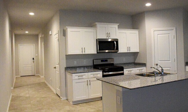 Building Photo - Beautiful 4/2/2 be the FIRST occupant!