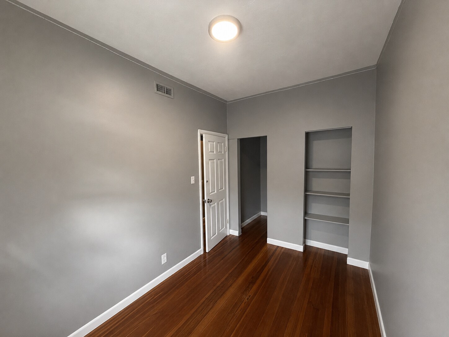 Building Photo - 153 Saratoga St