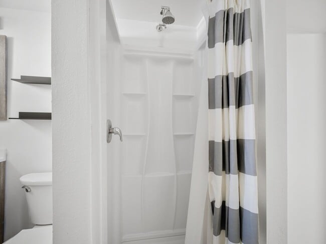 Building Photo - Beautiful home for rent!