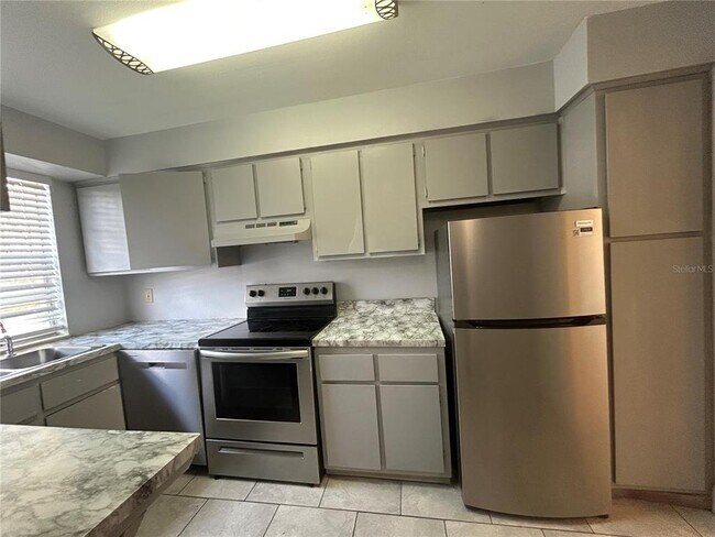 Building Photo - 7502 Bolanos Ct