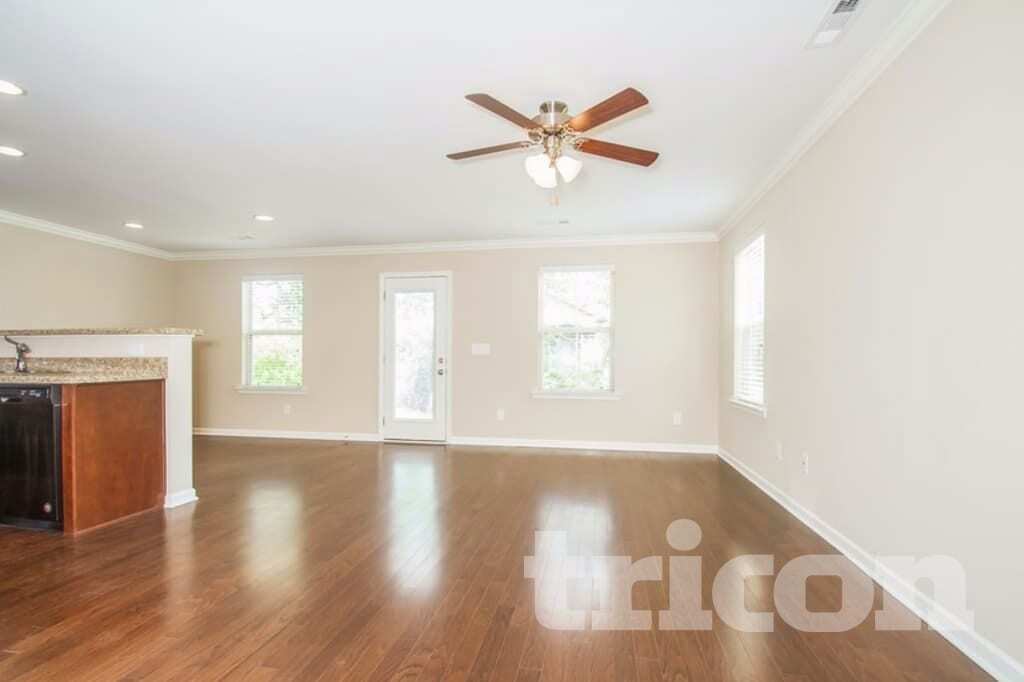 Building Photo - 7100 Colquitt Wy