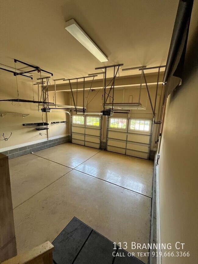 Building Photo - 113 Branning Ct
