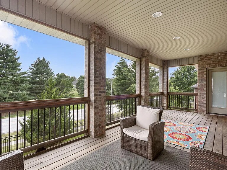Building Photo - 2956 S Ranch Dr