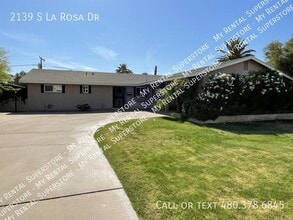 Building Photo - 2139 S La Rosa Dr