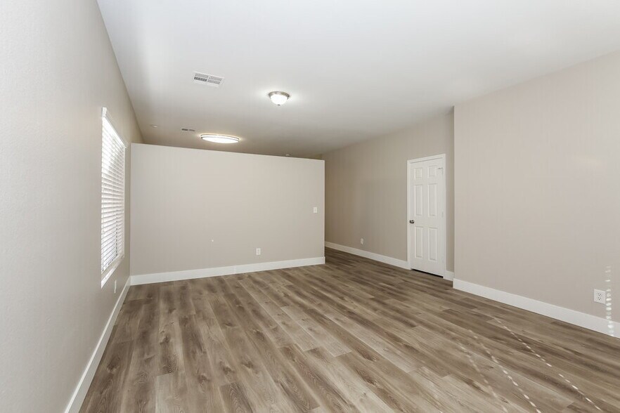 Building Photo - 3802 Caribbean Blue Ave