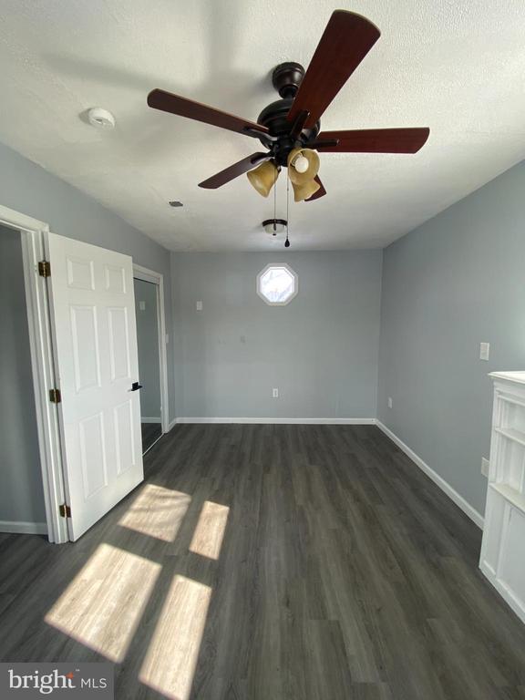 Building Photo - 95 Madison St