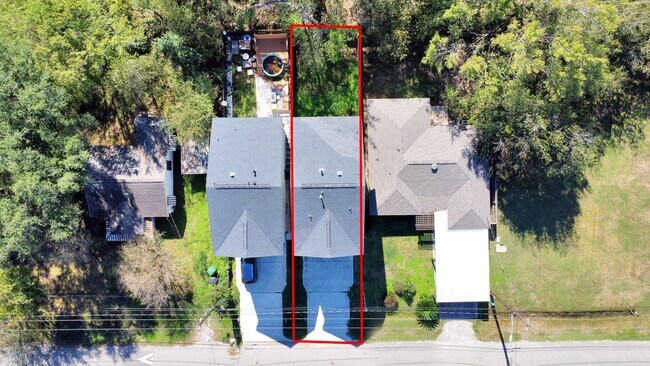 Building Photo - 3538 Noah St