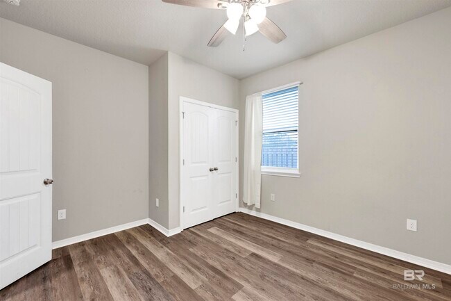 Building Photo - 7014 Shallow Brook Ct