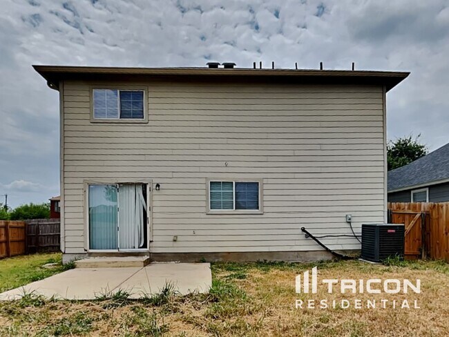 Building Photo - 5926 Ironmill Creek