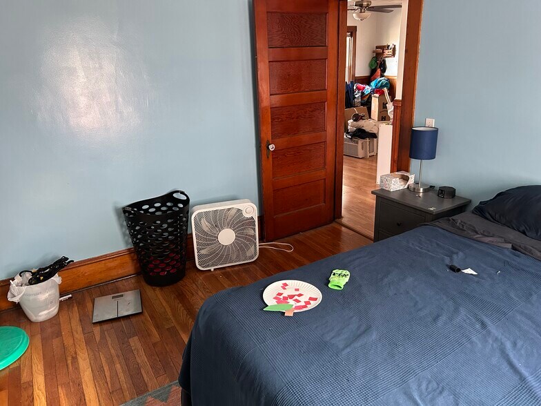 Bed 3 - 221 Market St