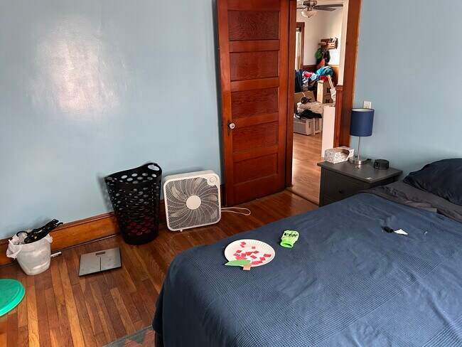 Bed 3 - 221 Market St