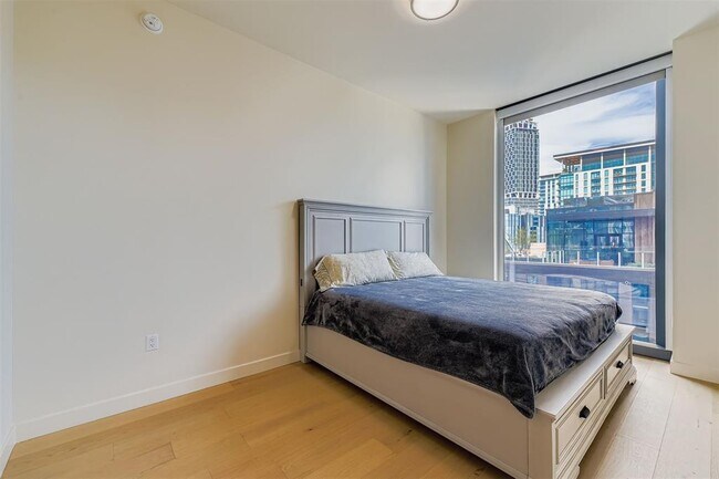 Building Photo - 44 East Ave