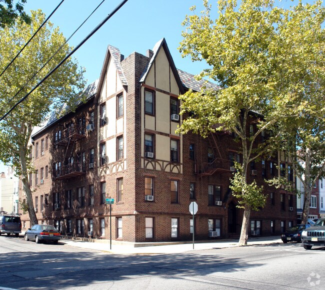 Building Photo - The Palisade