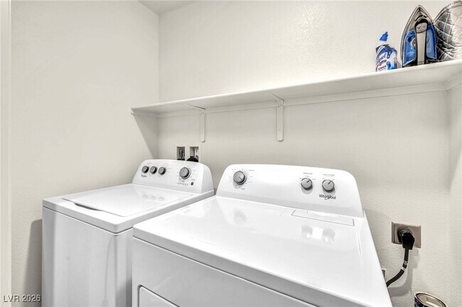 Building Photo - 7355 Raimee Brk St