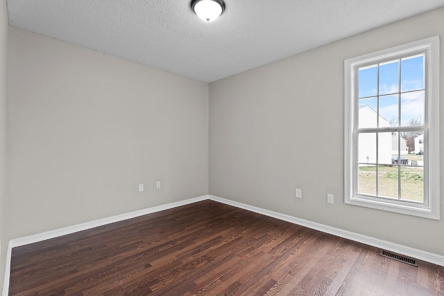 Building Photo - 109 Doves Mount Cir