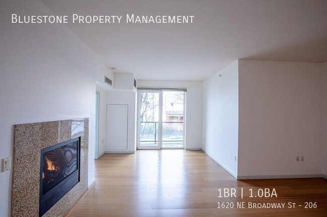 Building Photo - 1620 NE Broadway