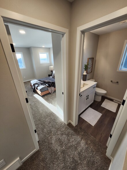 Bedroom three and full upstairs bath - 5316 Welder Ave