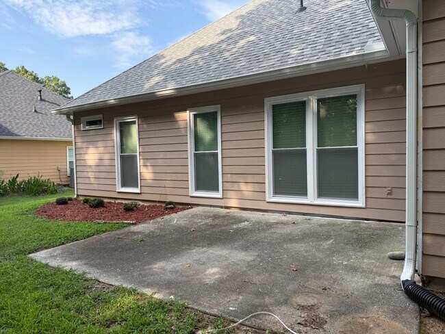 Building Photo - 1040 Sunny Field Ct NE