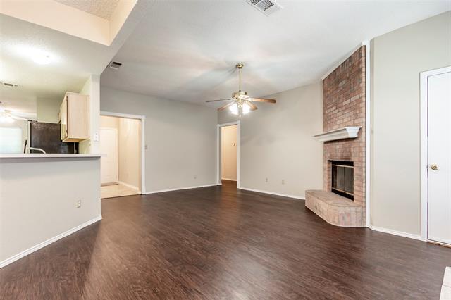 Building Photo - 845 Applewood Dr