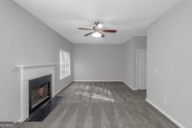 Building Photo - 481 Harvick Cir