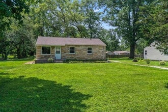 Building Photo - 1909 Mayfair Dr