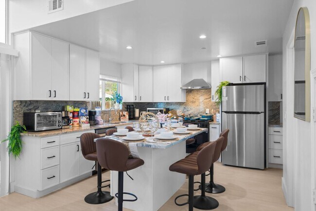 Building Photo - 1219 Denver Ln