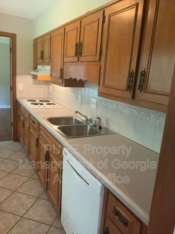 Building Photo - 1386 Stonehenge Ct