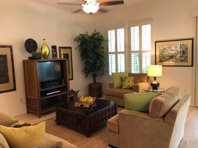 LR - 92-1212 Olani St