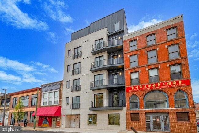 Building Photo - 225 N 12th St