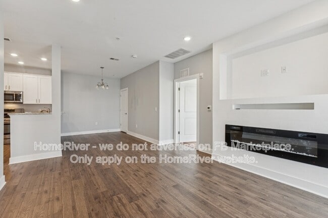 Building Photo - 517 Tavern Rd