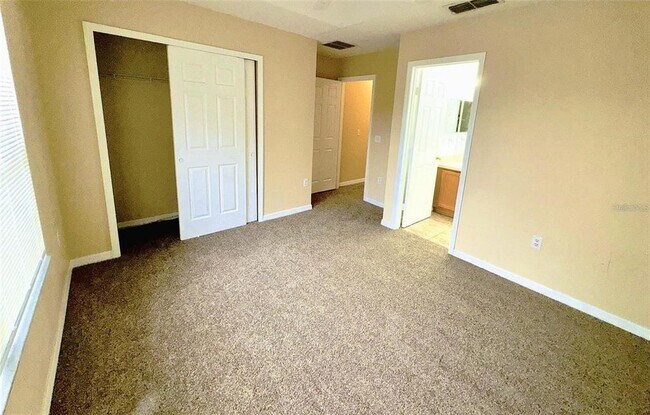 Building Photo - 5465 Paradise Cay Cir