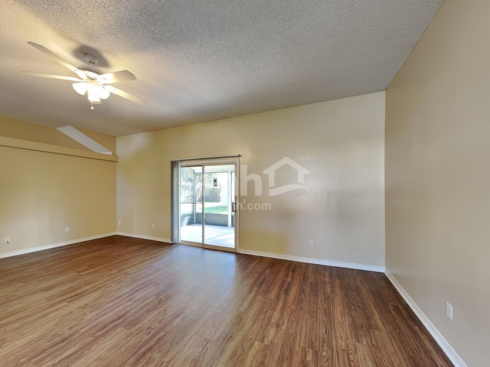 Building Photo - 1915 Breckenridge Blvd