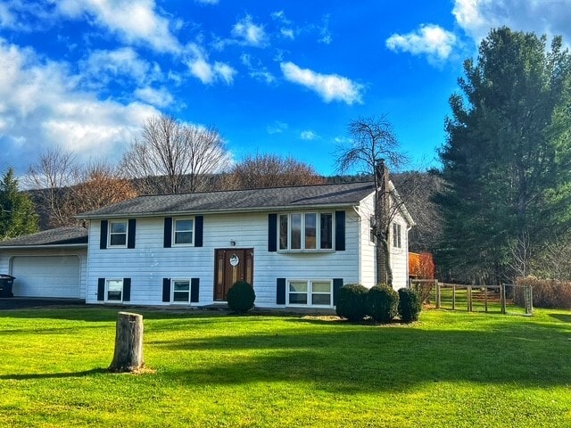 Primary Photo - 1124 Foster Valley Rd