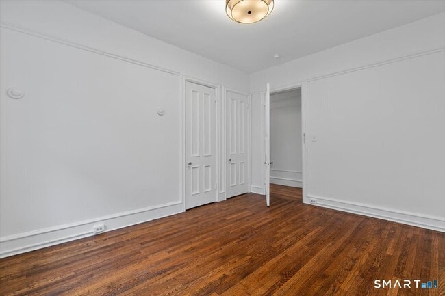 Building Photo - 284 Orange St