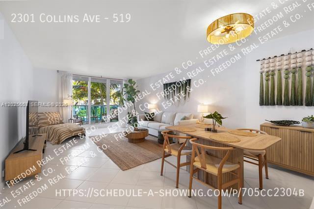 Building Photo - 2301 Collins Ave