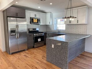 Building Photo - 115-42-11175 175th St