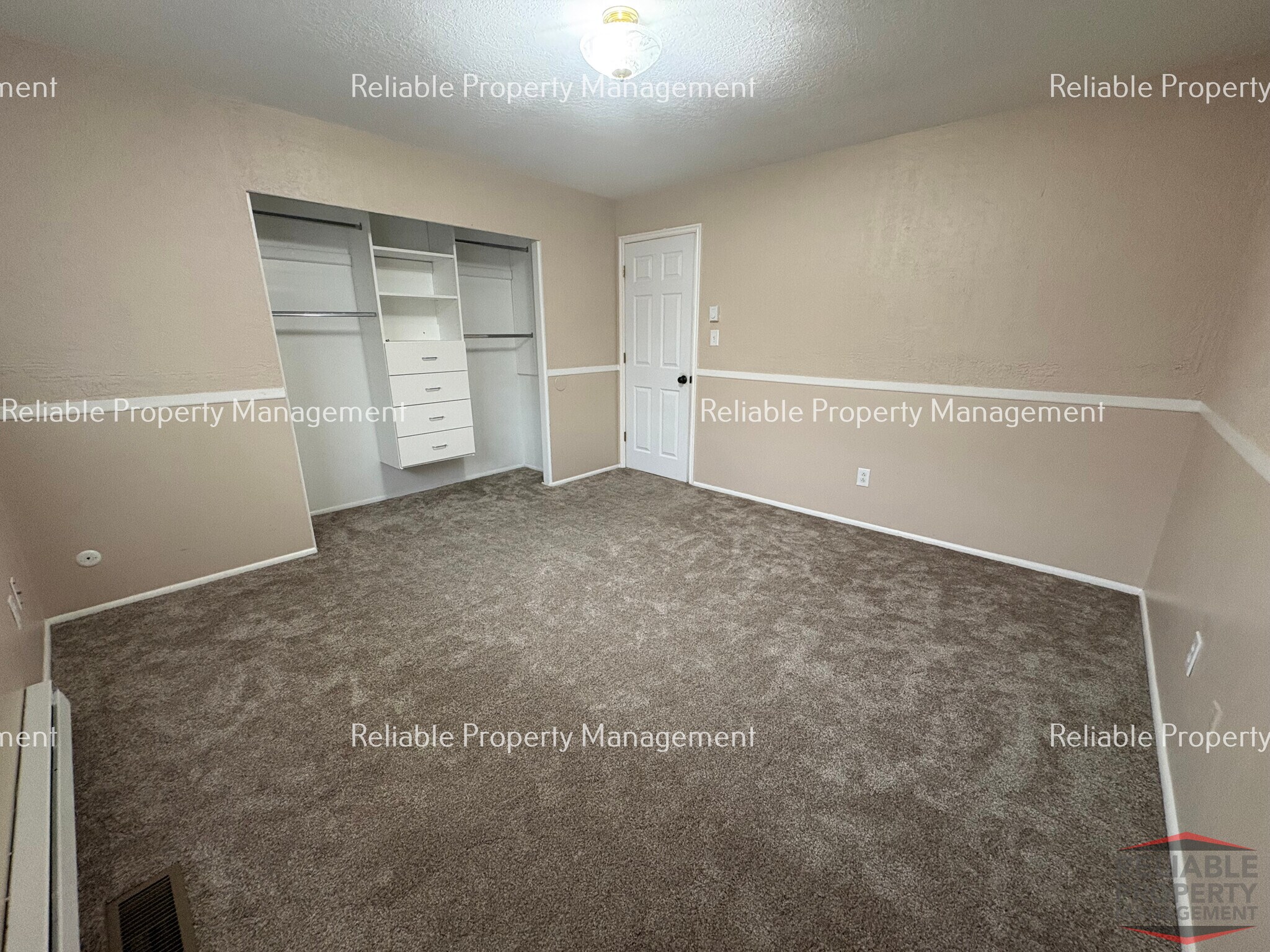 Building Photo - 5137 Free Ave