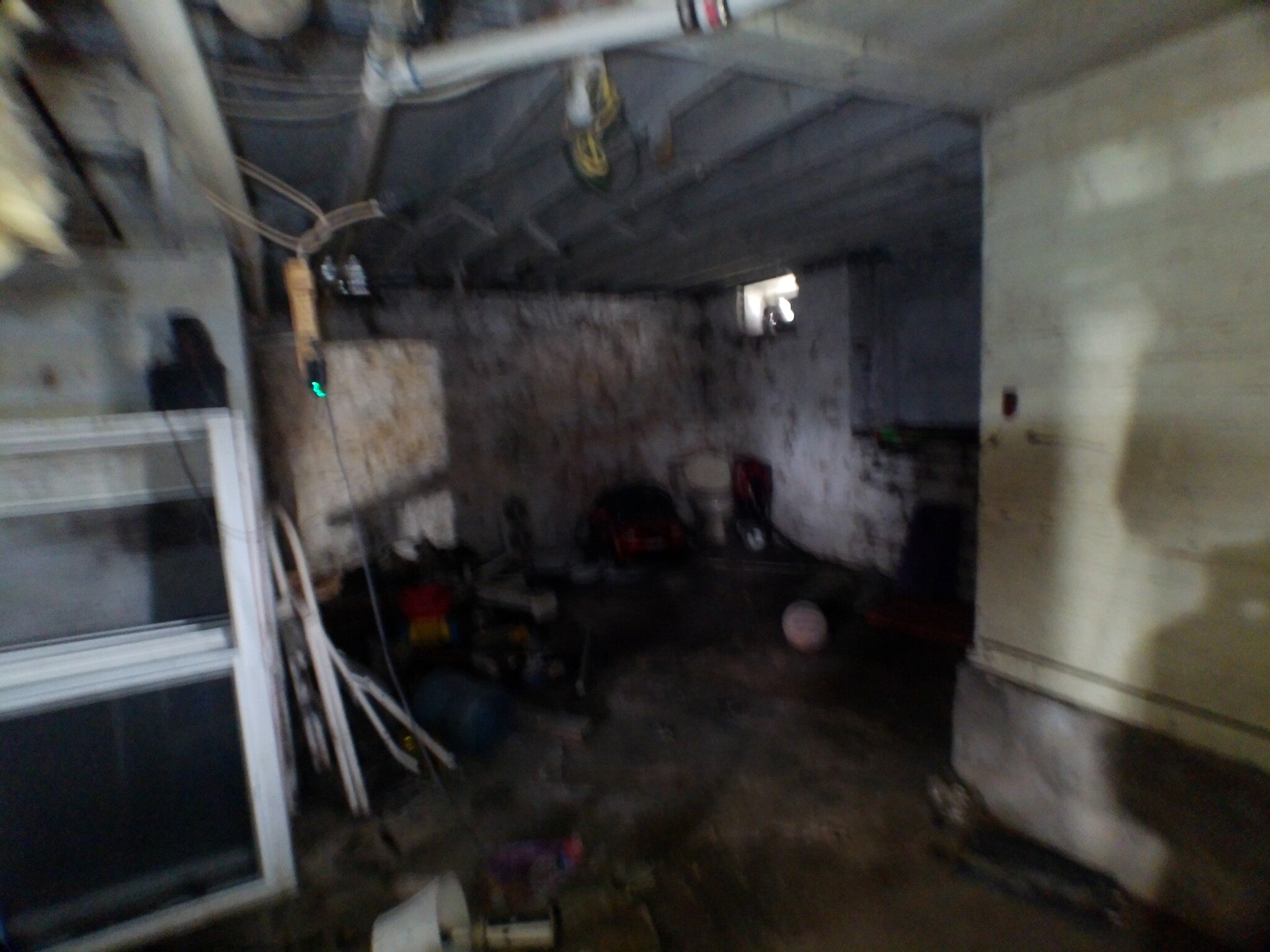 Building Photo - 1035 E Main St