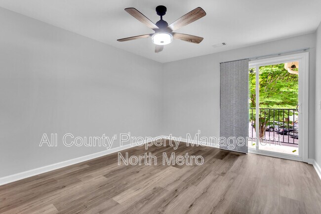 Building Photo - 1006 Canyon Point Cir