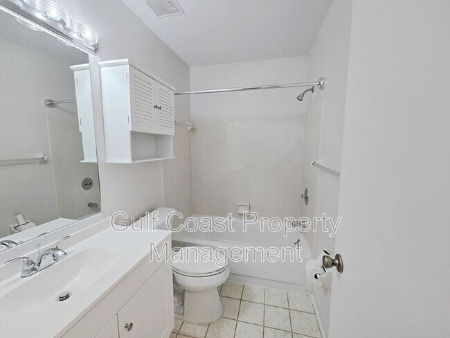 Building Photo - 7837 Eagle Creek Dr