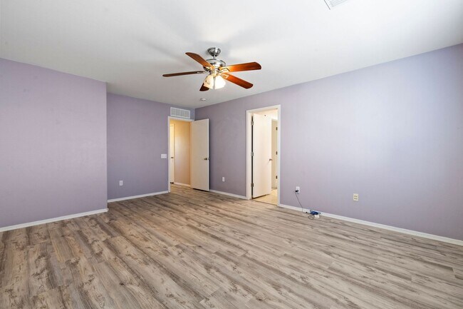 Building Photo - Home in Sierra Morado Community