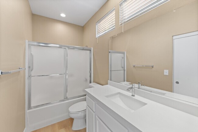 Building Photo - 38786 Brandywine Ave