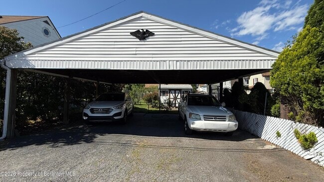 Building Photo - 149 Gouge St